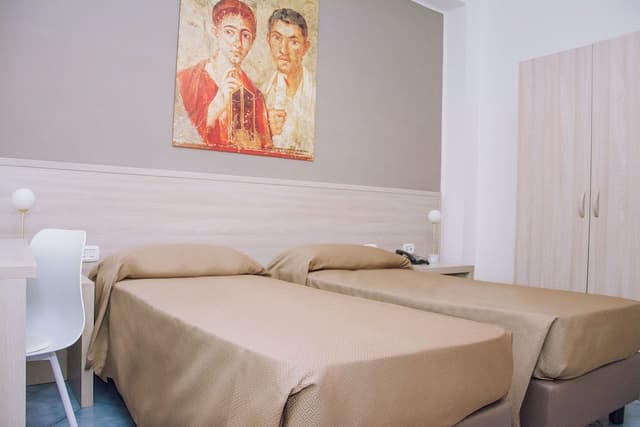 Double Room (with internal private bathroom)