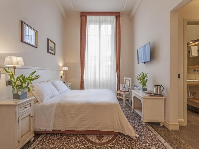 Classic Double Room