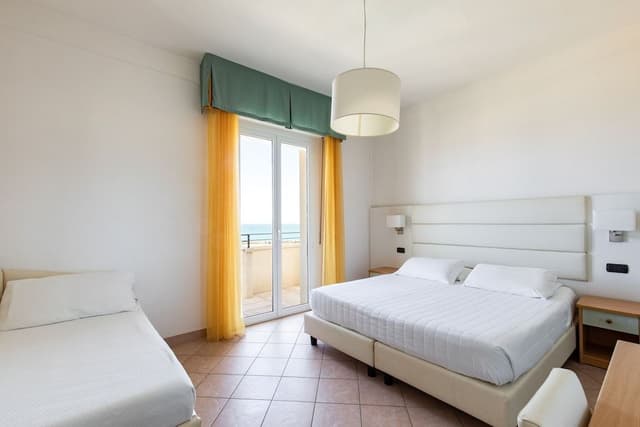 Triple Room, Sea View, Sea Facing