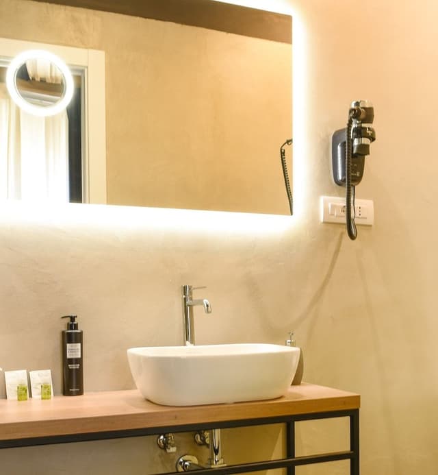 Comfort Suite, Private Bathroom