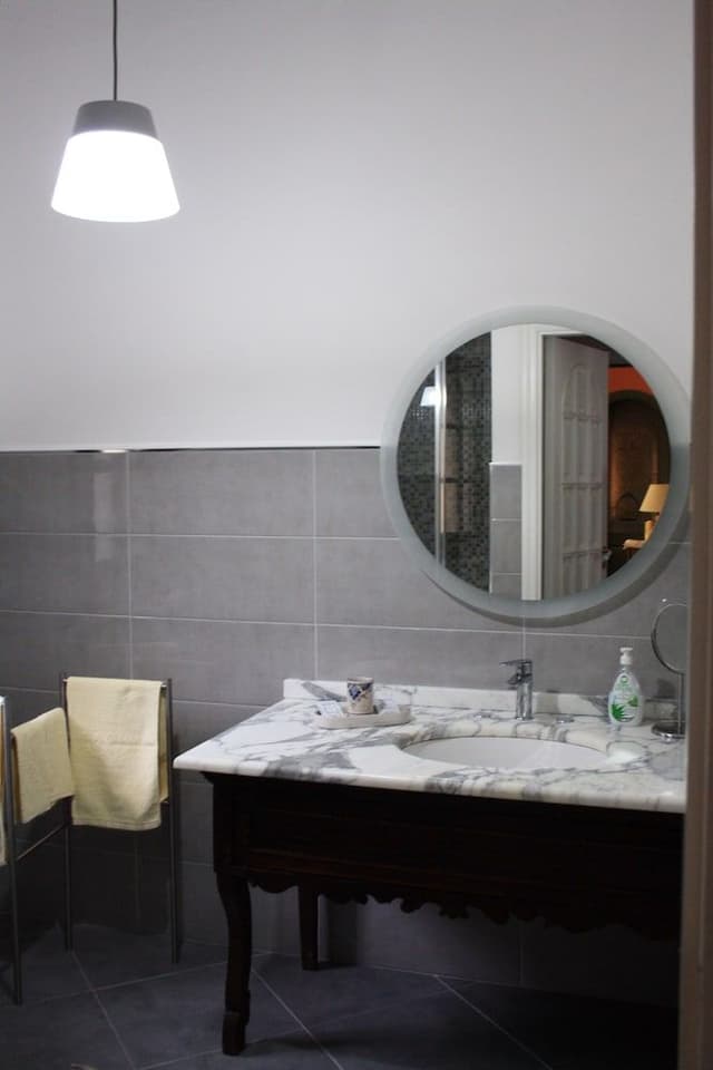 Deluxe Double Room, 1 Double Bed, Private Bathroom, Valley View