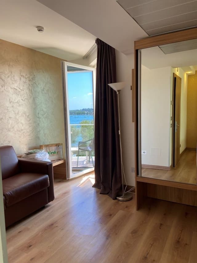 Junior Suite, Lake View