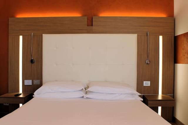 Superior Double Room, Balcony, Partial Lake View