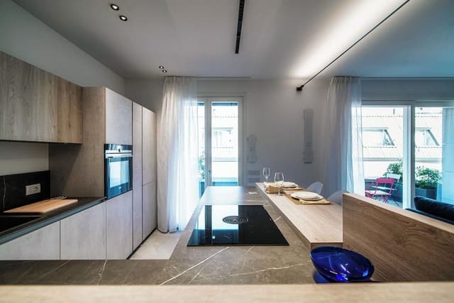 Apartment, Balcony