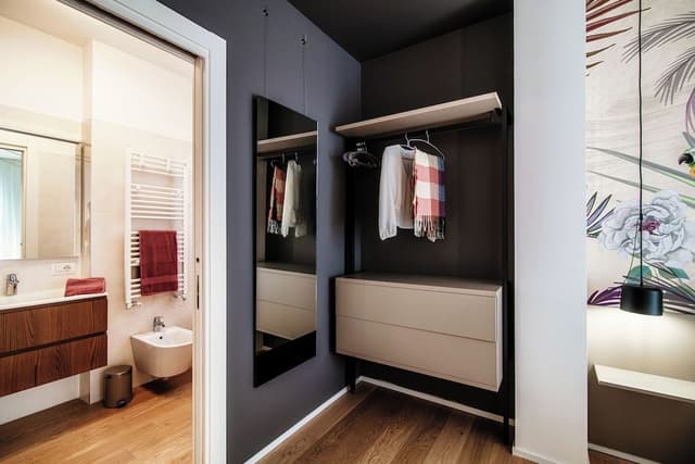 Apartment, Balcony