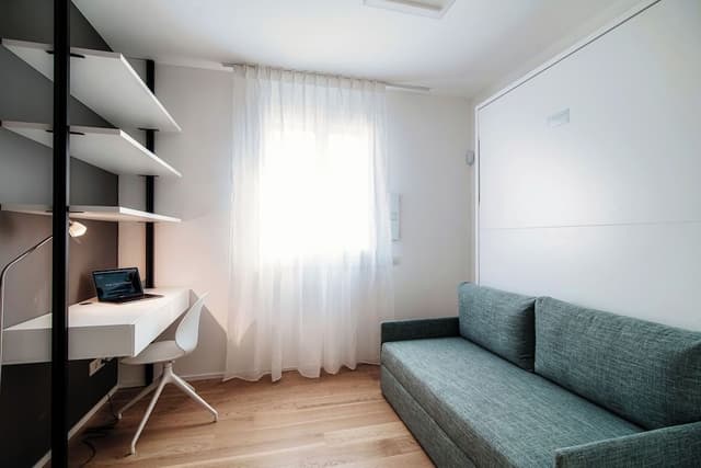Apartment, Balcony