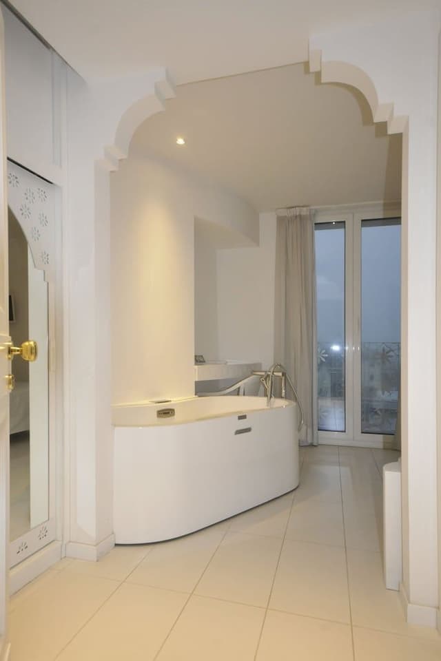 Double Room, Hot Tub