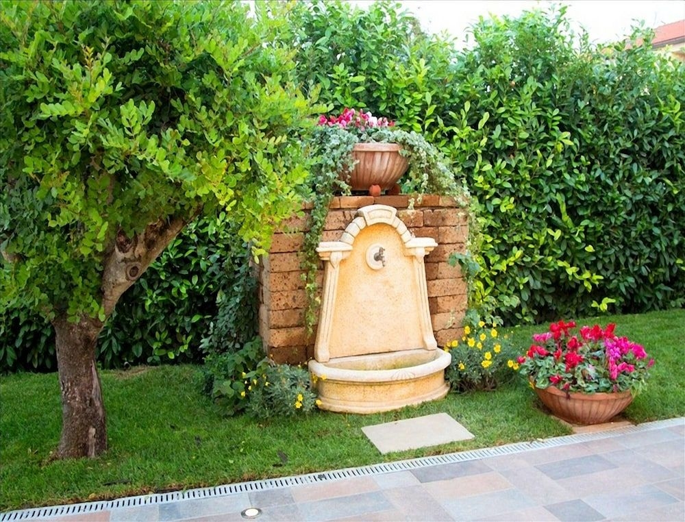 Hotel Villa Clementina2