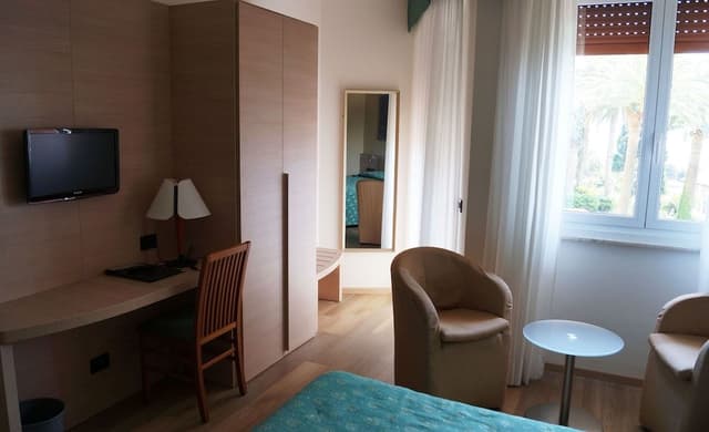 Comfort Double or Twin Room, Balcony