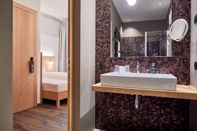 Classic Single Room