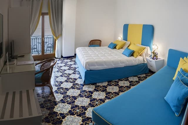 Comfort Double Room, 1 Queen Bed with Sofa bed, Sea View