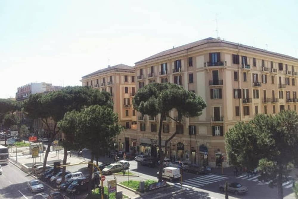 Vacanze Romane Rooms Vacanze Romane Rooms