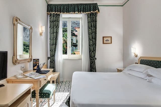 Superior Triple Room, Garden View