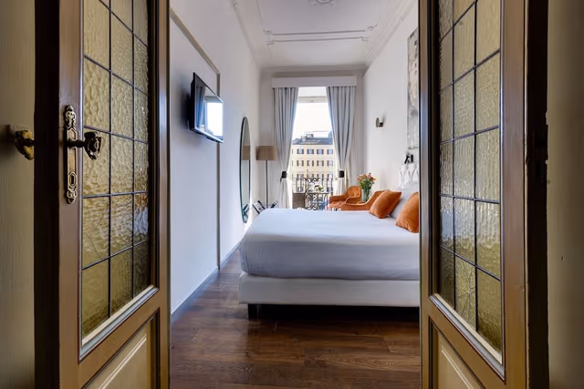 Deluxe Suite, Balcony, City View