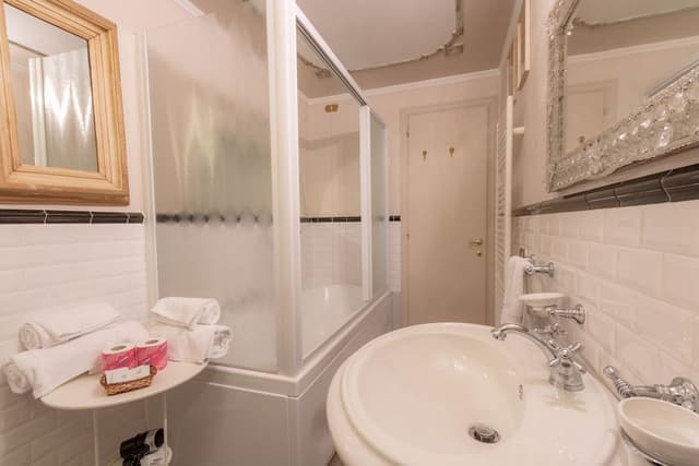 Suite, Patio, Garden View (Mirror)