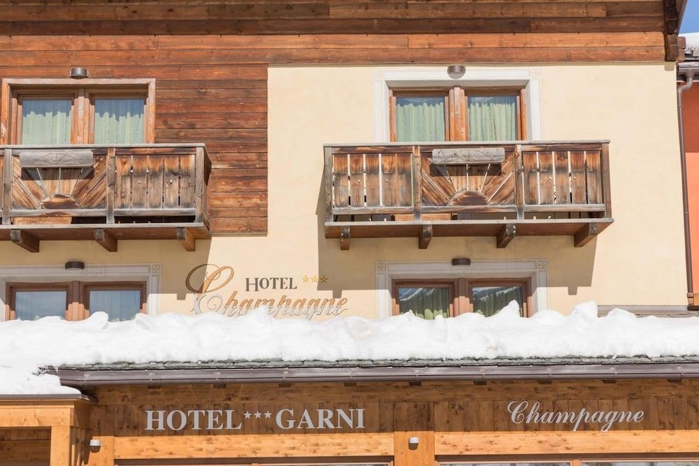 Hotel Champagne3