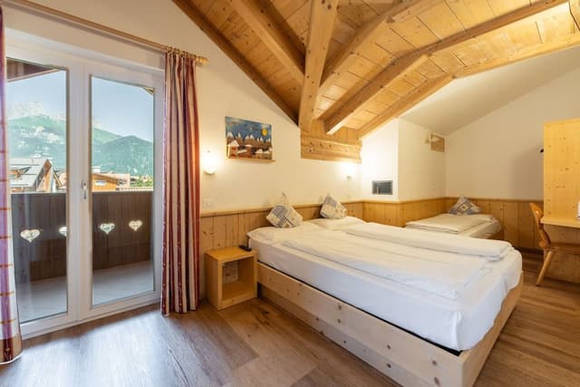 Economy Triple Room
