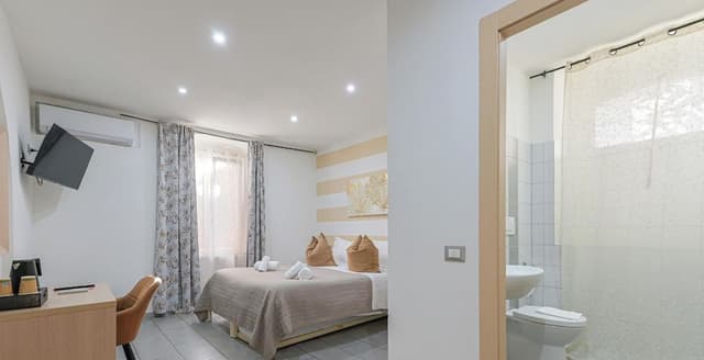 Standard Double or Twin Room + Extra Bed