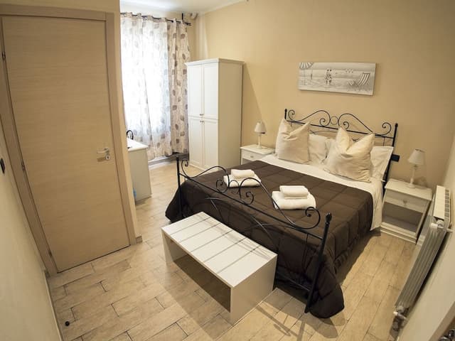 Double Room, 1 Queen Bed, Ensuite