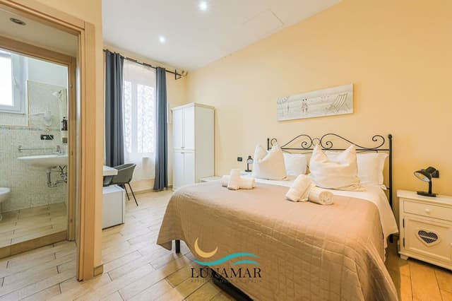 Double Room, 1 Queen Bed, Ensuite