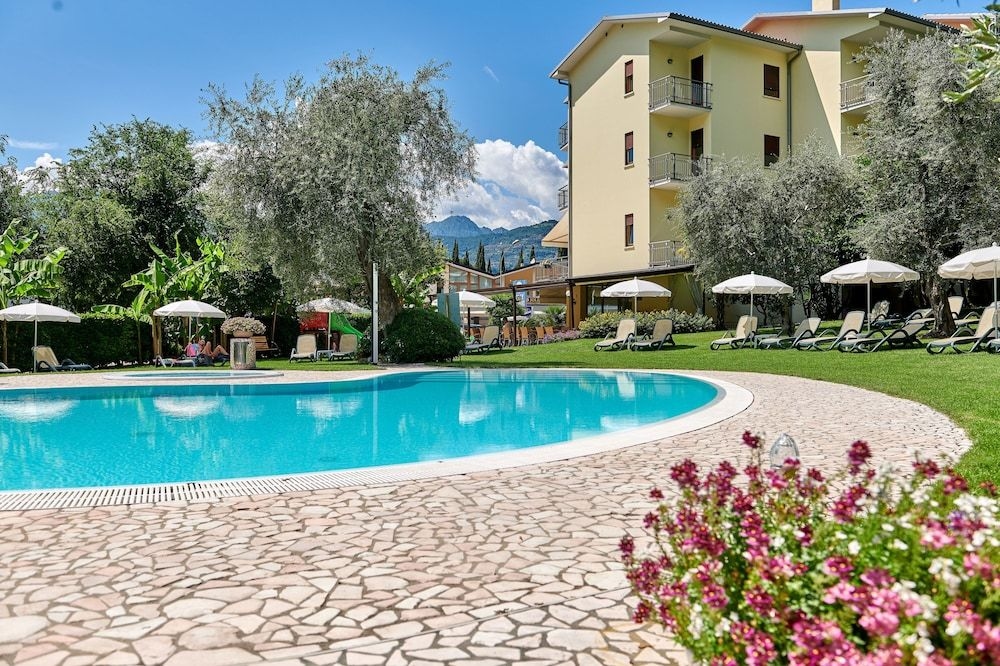 Hotel Benacus3