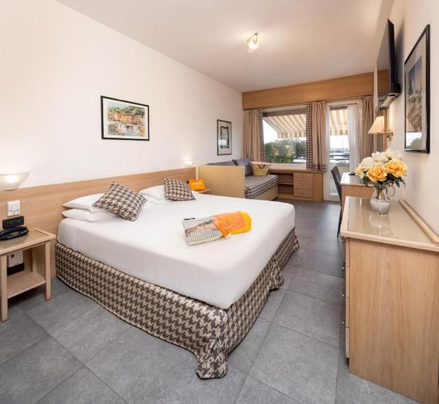 Quadruple Room with Sea View