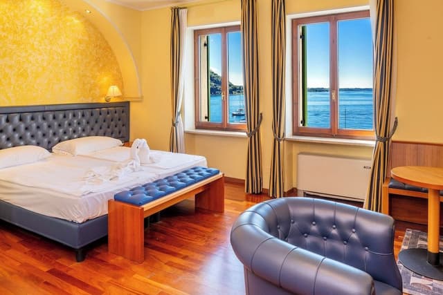 Superior Double Room, Lake View