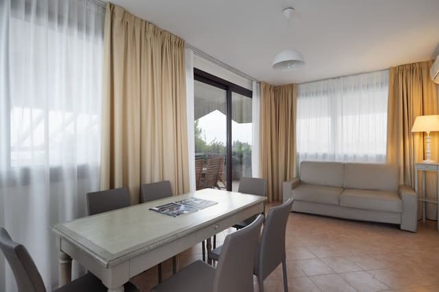 Apartment, 2 Bedrooms, Lake View