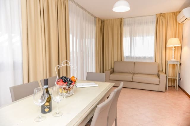 Apartment, 2 Bedrooms, Lake View