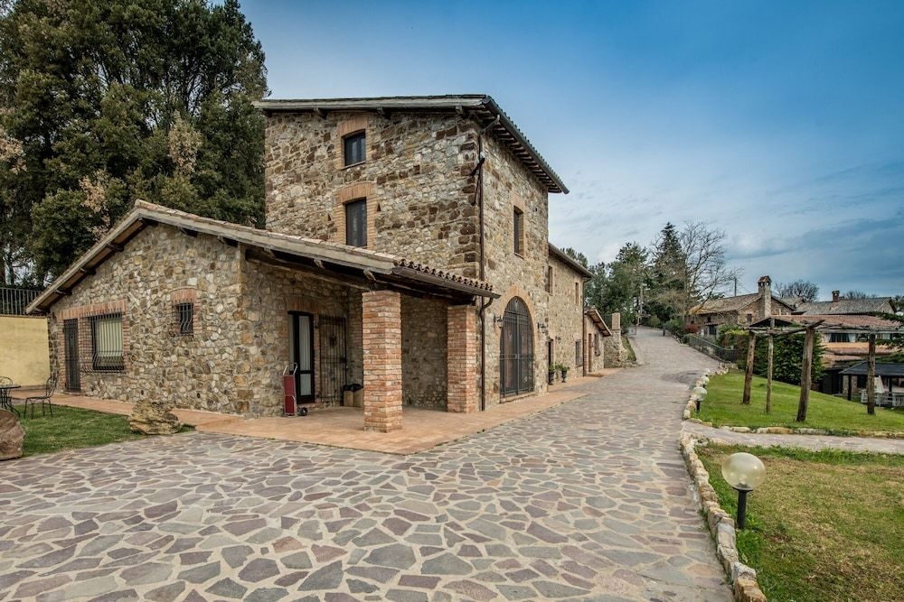 Relais Borgo San Faustino1