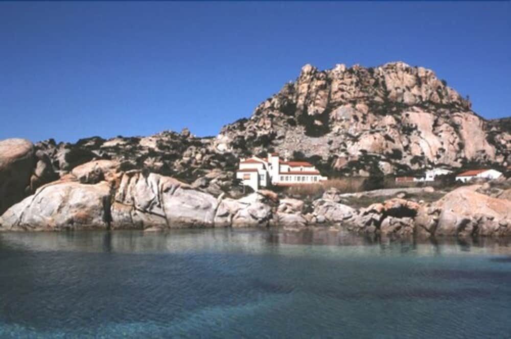 Hotel Nido D'Aquila0
