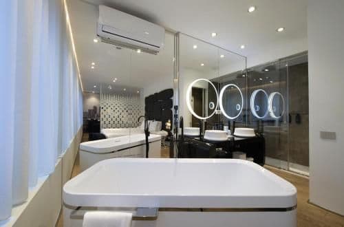 King Suite with Jacuzzi