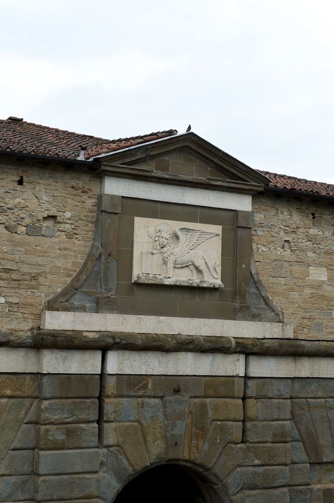 Fuori Porta House1