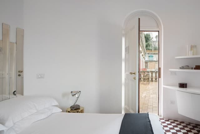 Double Room, 1 Double or 2 Twin Beds, Sea View (Split level, Bathroom upstairs)