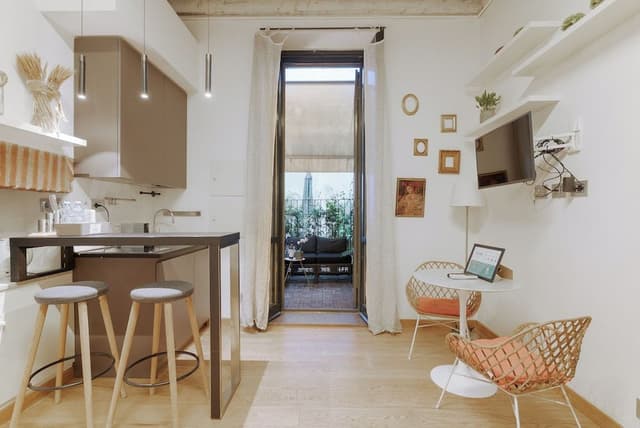 Studio Apartment, Via San Carpoforo 4