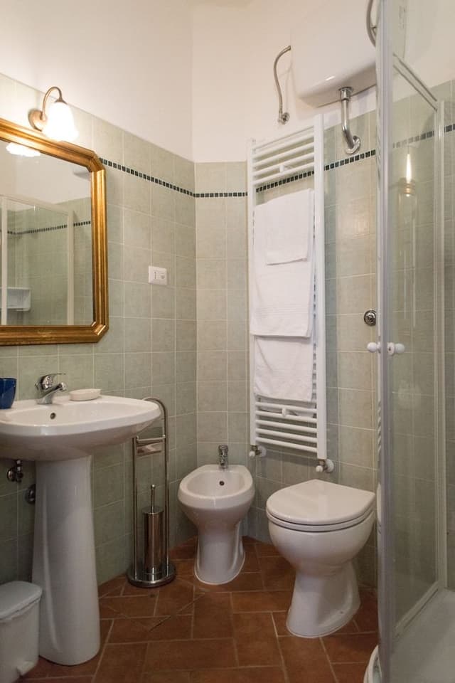 Superior Double Room, 1 King Bed, Private Bathroom, City View