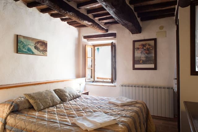 Superior Double Room, 1 King Bed, Private Bathroom, City View