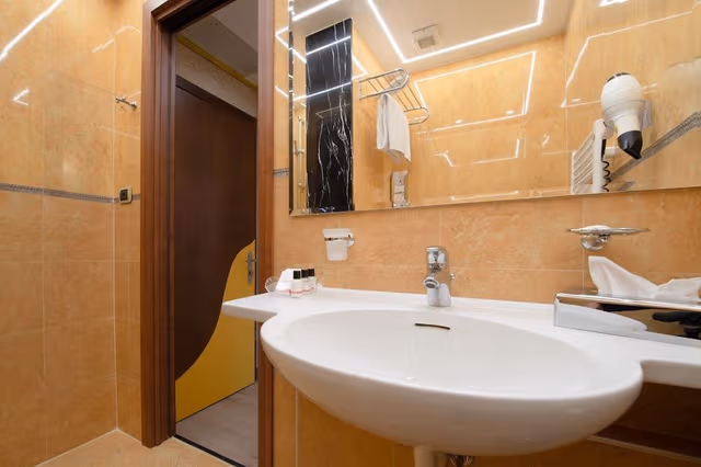 Standard Single Room