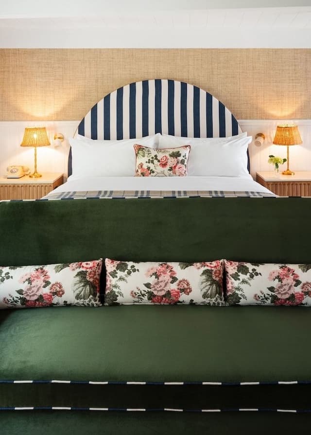 The Deluxe King with Sleeper Sofa