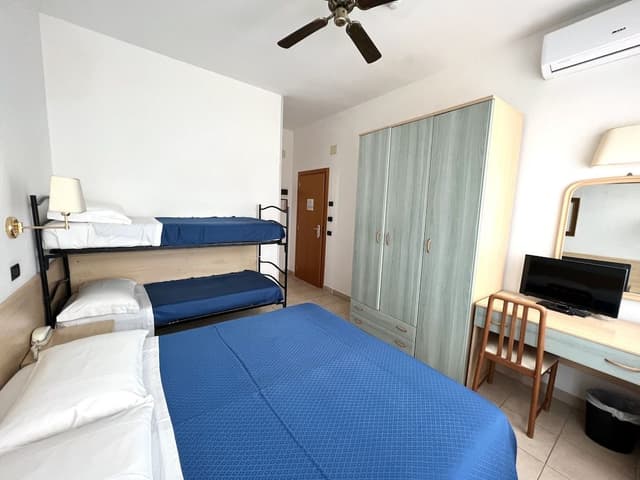 Panoramic Quadruple Room