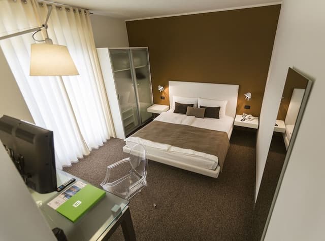 Double Room, Lake View