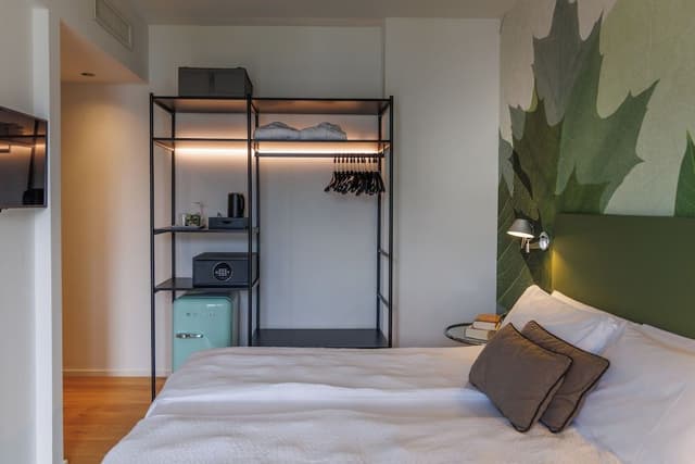 Design Double or Twin Room, Ensuite, Lake View