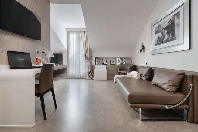 Deluxe Suite with Jacuzz