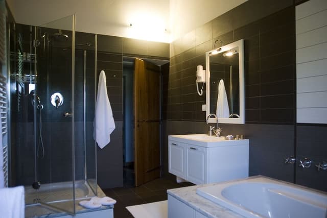 Junior Suite, Annex Building (250 m)
