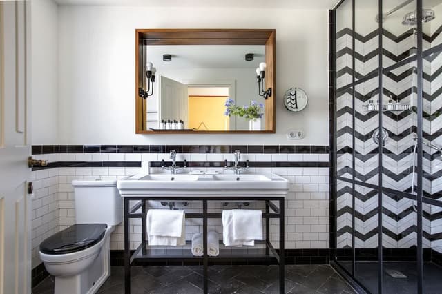 Executive Suite (Junior)
