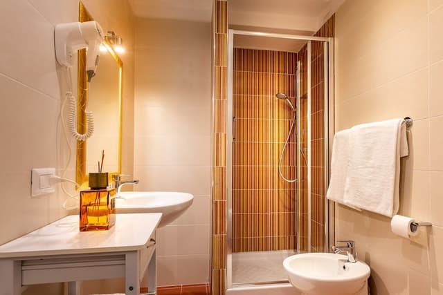 Comfort Double Room, 1 Bedroom, Refrigerator & Microwave, City View