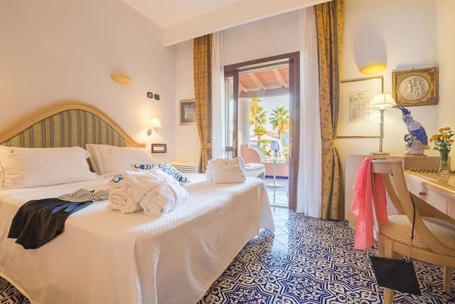 Deluxe Double or Twin Room, Sea View