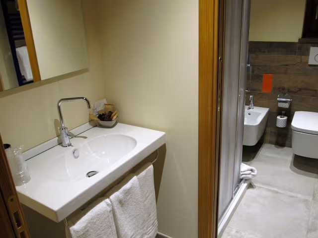 Traditional Apartment, 1 Bedroom, Balcony, Annex Building