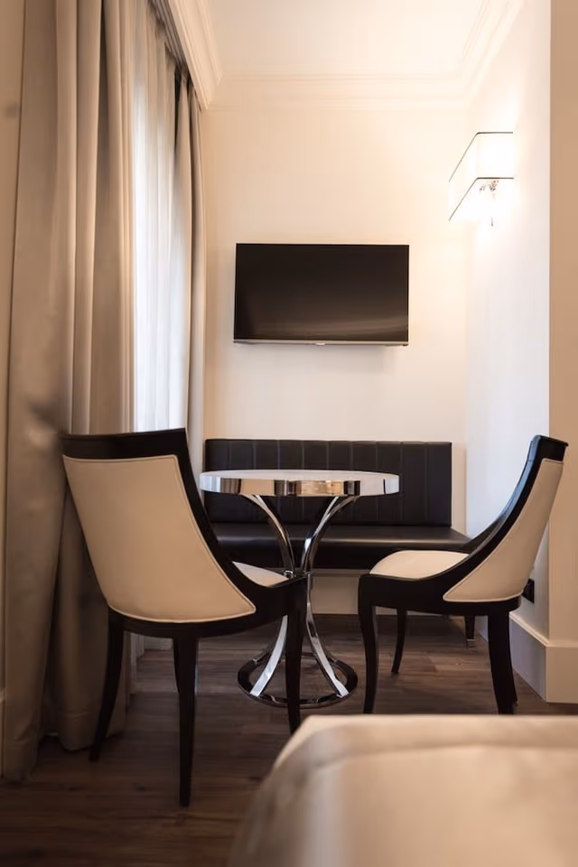 Deluxe Studio (2 Pax)
