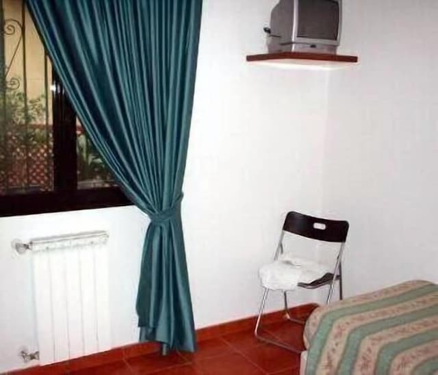 Standard Single Room, Ensuite